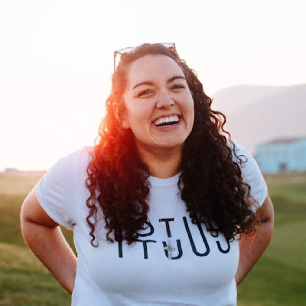Meet your Posher, Caroline grace